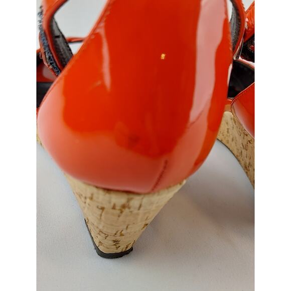 Donald J Pliner Couture Red Strap Peep Toe Cork Wedge Made in Italy 6.5 - Picture 8 of 11